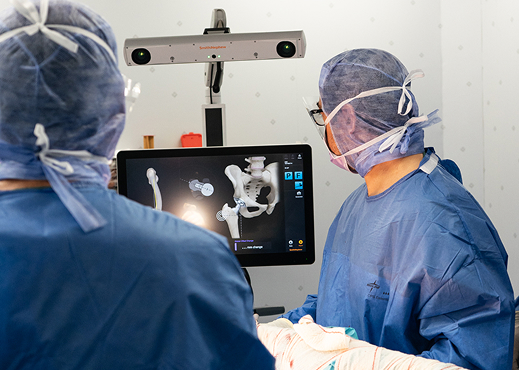 Cirugía robótica de cadera en Sevilla
