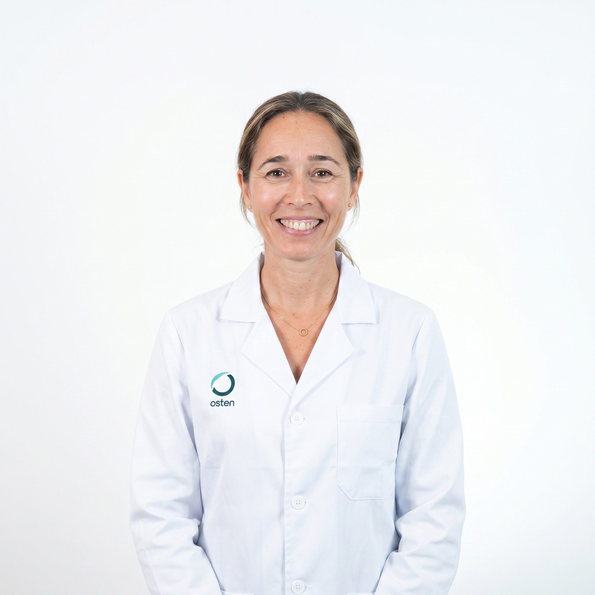 Lorena Álvarez Tellado, fisioterapeuta especialista en neurorehabilitación en Clínica Osten Sevilla